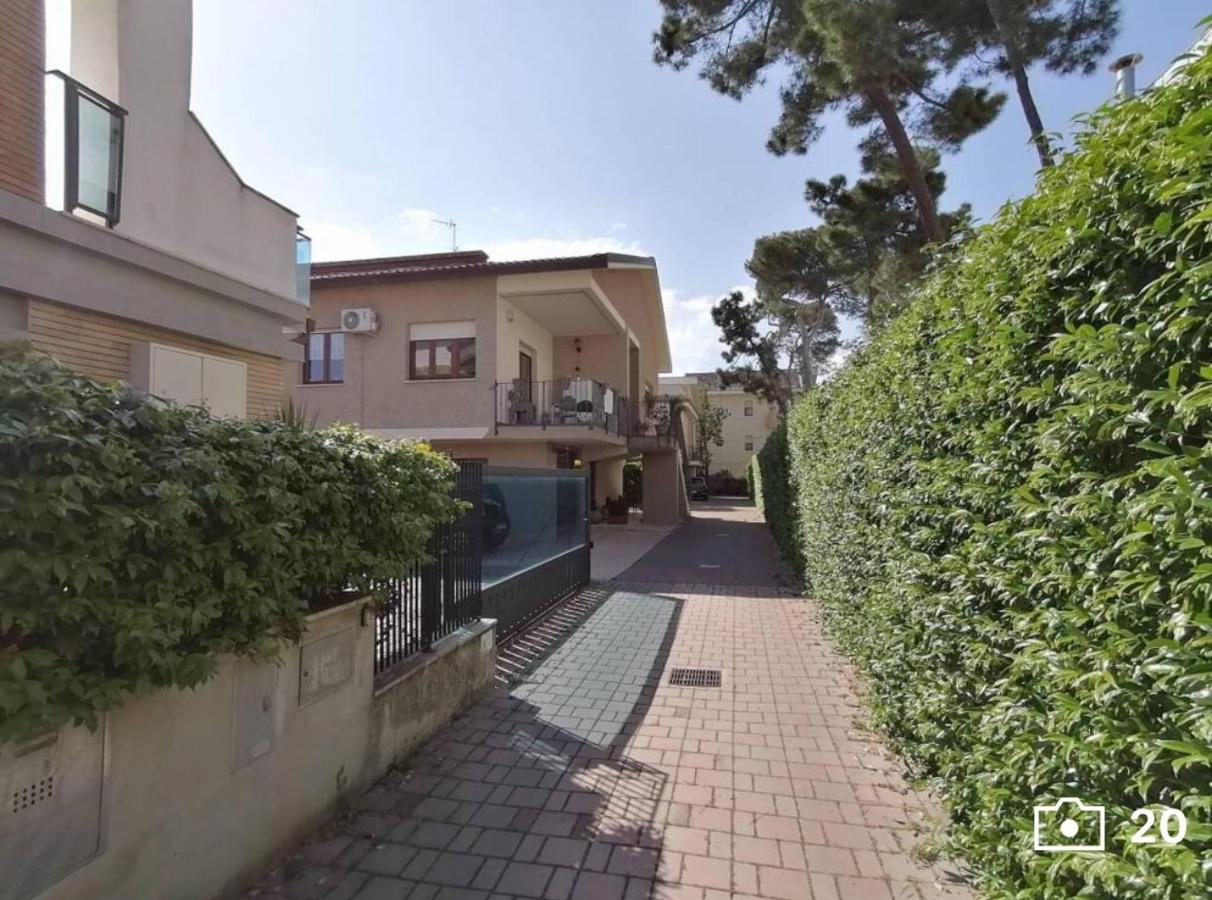 Un Posto Al Sole Bed & Breakfast Francavilla Al Mare Exterior foto